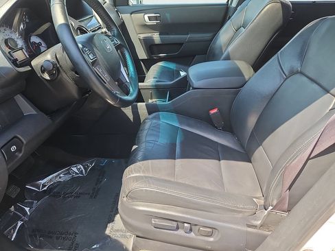 Used 2014 Honda Pilot Touring image 28