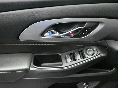 Used 2020 Chevrolet Traverse RS w/ LPO, Floor Liner Package AWD/4WD image 11