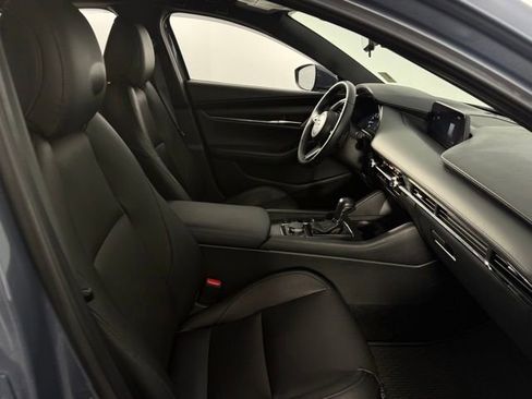 Used 2022 MAZDA MAZDA3 s FWD image 16