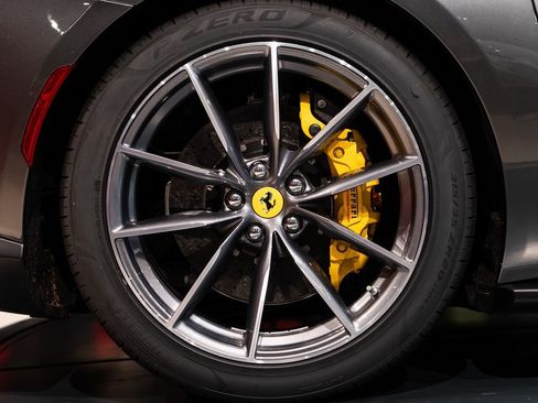 Certified 2022 Ferrari 812 GTS Base image 15