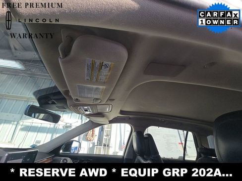 Used 2020 Lincoln Aviator Reserve w/ Equipment Group 202A image 16