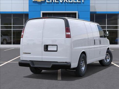 New 2026 Chevrolet Express 2500 RWD image 4