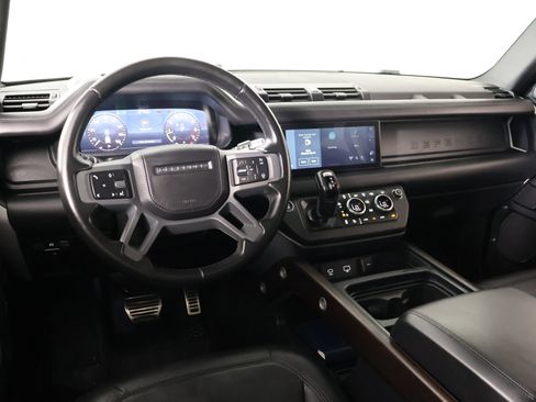 Used 2020 Land Rover Defender 110 X AWD/4WD image 2
