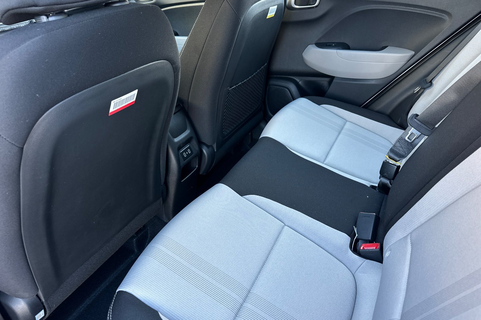 Used 2026 Hyundai Venue SEL FWD image 13