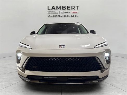 New 2025 Buick Envision Sport Touring image 6