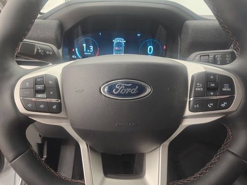 New 2026 Ford Explorer Active AWD/4WD image 35