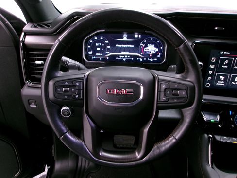 Used 2023 GMC Sierra 1500 AT4 w/ Technology Package AWD/4WD image 7