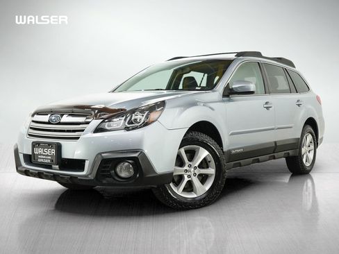 Used 2014 Subaru Outback 3.6R Limited AWD/4WD image 1