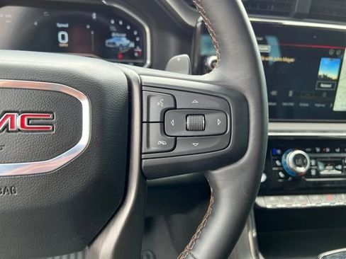 Used 2024 GMC Sierra 1500 AT4 w/ Technology Package AWD/4WD image 27
