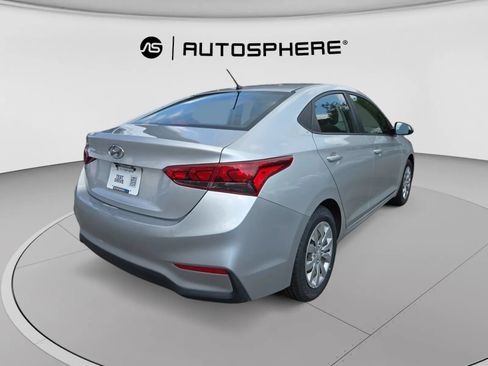 Used 2019 Hyundai Accent SE FWD image 9