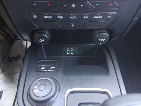 Used 2022 Ford Ranger XLT AWD/4WD image 19