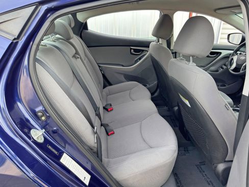 Used 2011 Hyundai Elantra GLS image 29