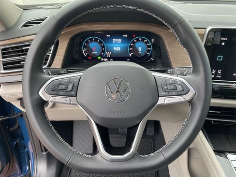 New 2026 Volkswagen Atlas SE FWD image 18