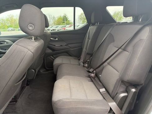 Used 2023 Chevrolet Traverse LT AWD/4WD image 19