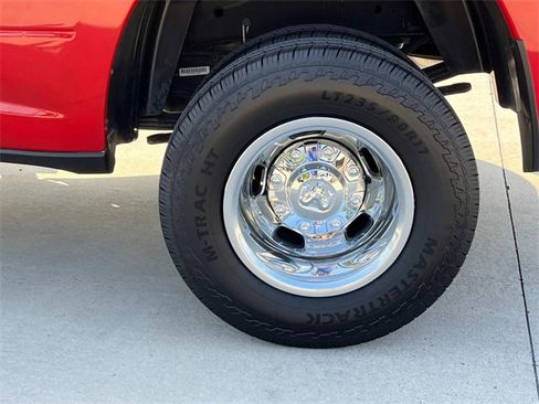 Used 2024 RAM 3500 Big Horn image 13