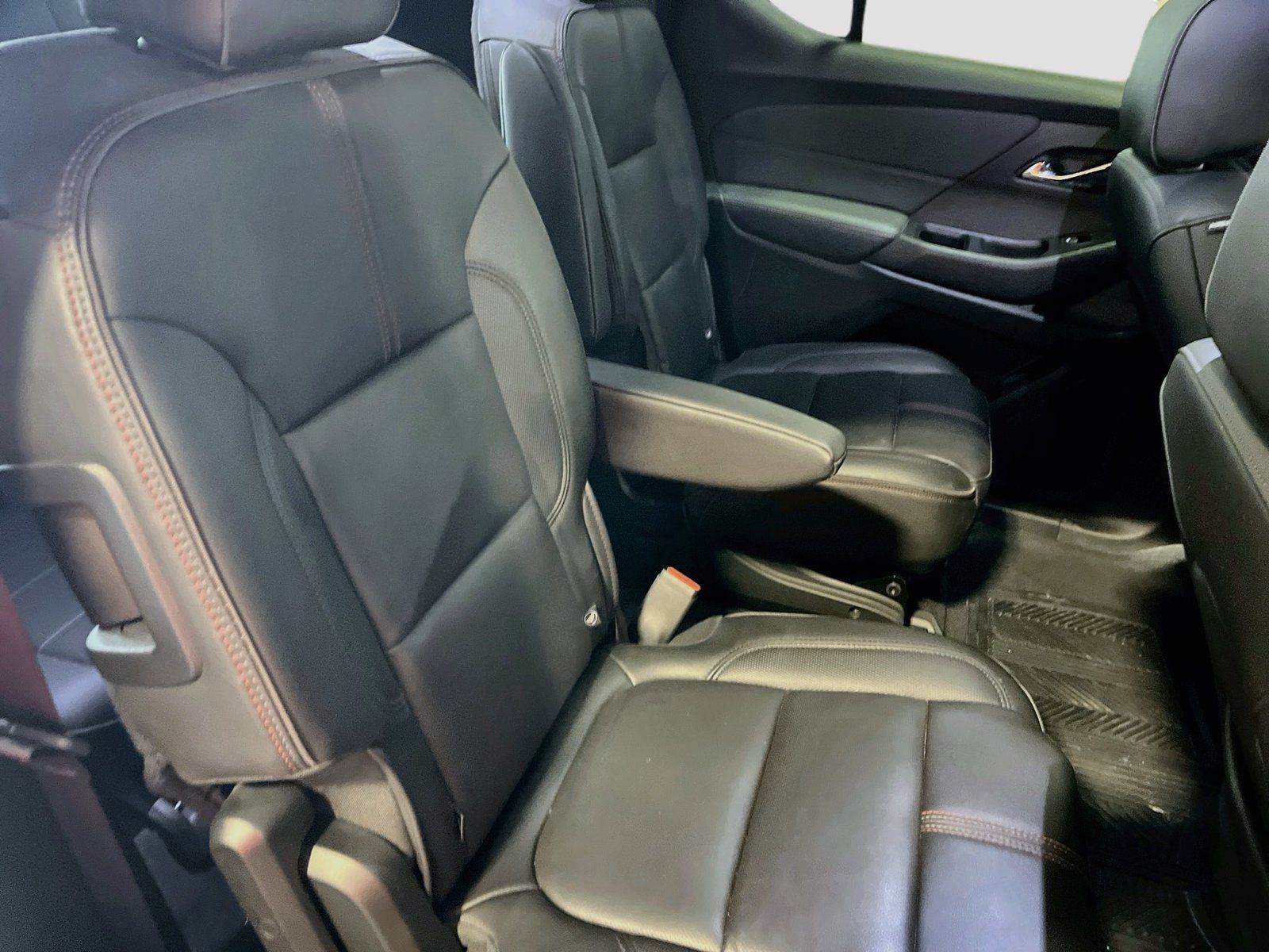 Used 2023 Chevrolet Traverse RS w/ LPO, Floor Liner Package AWD/4WD image 29