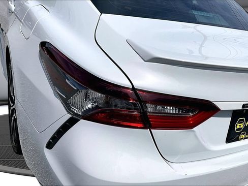 Used 2024 Toyota Camry SE FWD image 23