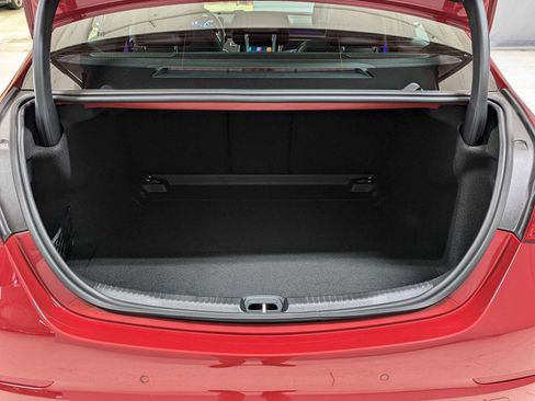 New 2025 Mercedes-Benz C 300 4MATIC Sedan image 18