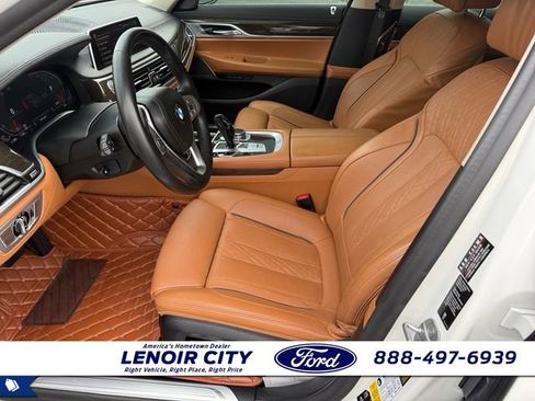 Used 2020 BMW 750i xDrive w/ Cold Weather Package AWD/4WD image 10
