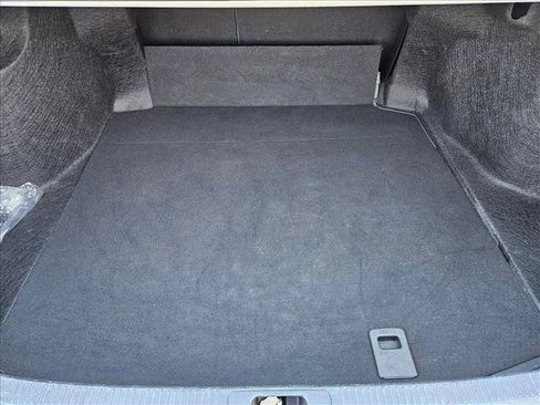 Used 2023 Toyota Camry SE FWD image 6