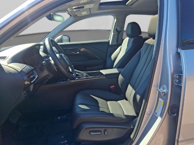 Used 2025 Acura ADX FWD image 15