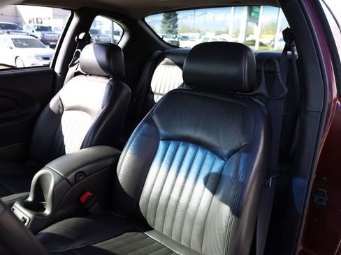 Used 2000 Chevrolet Monte Carlo SS w/ Preferred Equipment Group FWD image 16