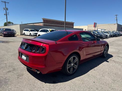 Used 2013 Ford Mustang Coupe w/ V6 Performance Pkg RWD image 6