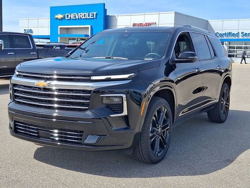 New 2026 Chevrolet Traverse High Country w/ LPO, Floor Liner Package FWD image 10