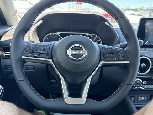 New 2025 Nissan Sentra SR FWD image 12