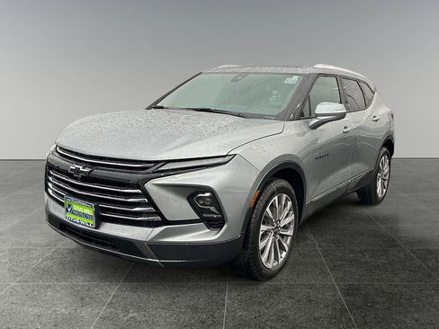 New 2025 Chevrolet Blazer Premier w/ Driver Confidence II Package image 3
