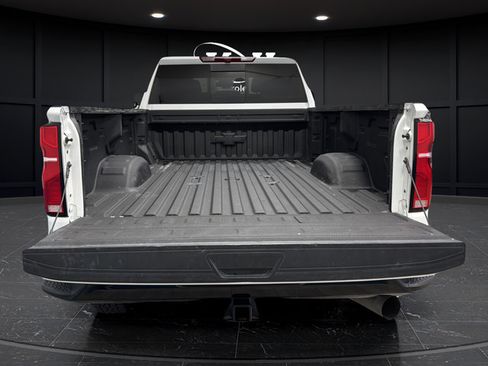 Used 2025 Chevrolet Silverado 3500 LTZ w/ Trail Boss Package AWD/4WD image 25
