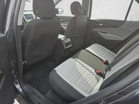 Used 2022 Chevrolet Equinox LS image 11