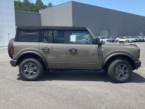 New 2025 Ford Bronco Big Bend AWD/4WD image 2