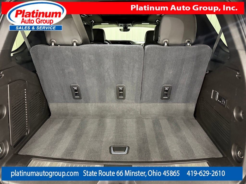 Used 2021 GMC Yukon Denali w/ Denali Premium Package AWD/4WD image 35