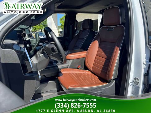 Used 2024 GMC Sierra 2500 Denali Ultimate AWD/4WD image 10