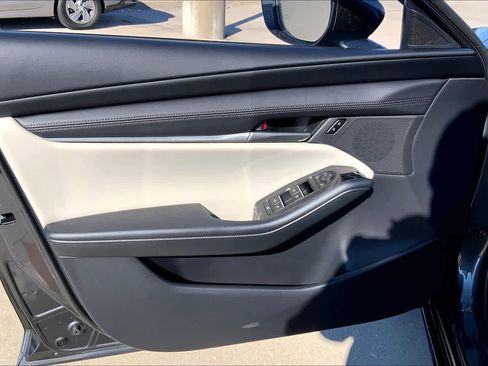 New 2026 MAZDA MAZDA3 2.5 S Sedan w/ Preferred Pkg image 10