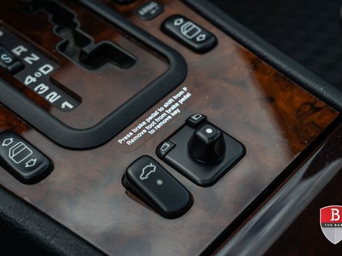 Used 1999 Mercedes-Benz C 43 AMG Sedan image 30