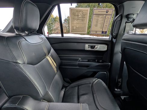 Used 2020 Ford Explorer ST w/ Premium Technology Package image 34