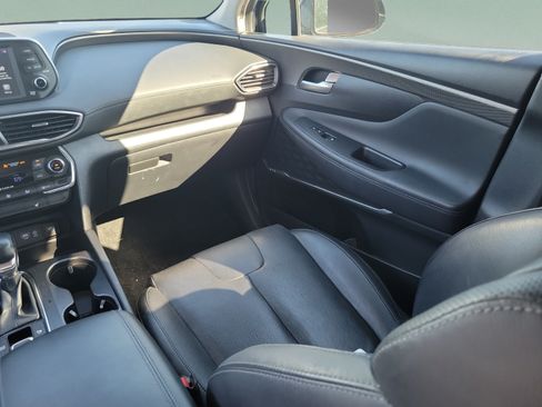 Used 2020 Hyundai Santa Fe SEL FWD image 10