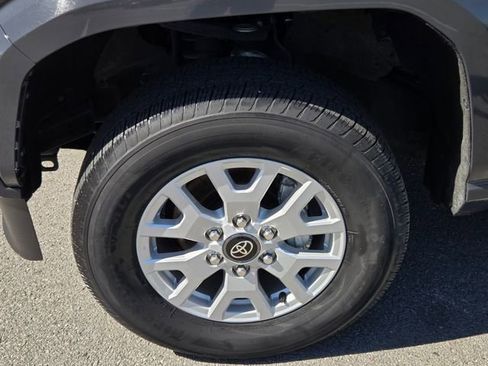 Used 2024 Toyota Tacoma SR5 image 18
