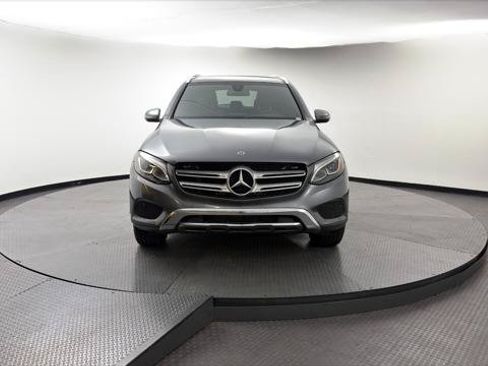 Used 2019 Mercedes-Benz GLC 350e 4MATIC image 12