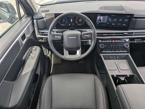 Used 2026 Hyundai Santa Fe SEL FWD image 18