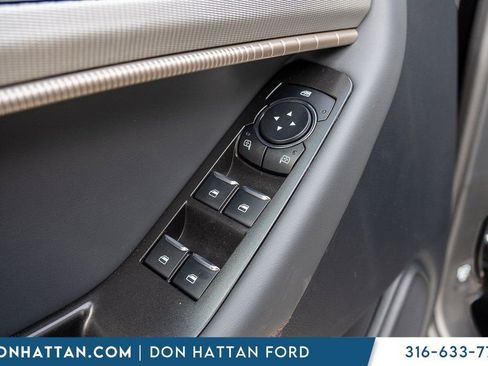 New 2026 Ford Explorer Active AWD/4WD image 15