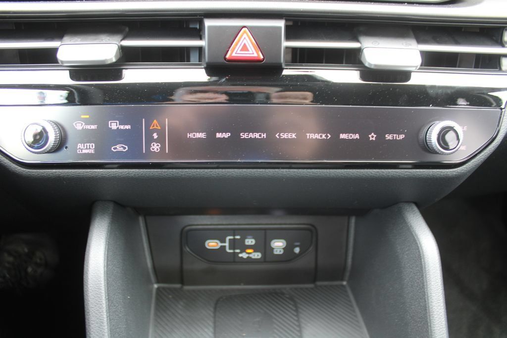 New 2027 Kia Sportage SX FWD image 44