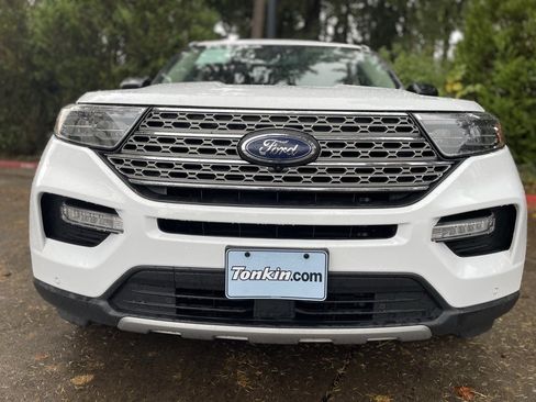 Used 2023 Ford Explorer Limited image 5