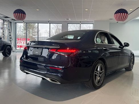 Used 2021 Mercedes-Benz E 350 4MATIC Sedan image 5