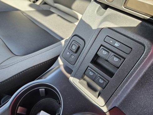 New 2024 Ford Bronco Black Diamond w/ Sasquatch Package image 24