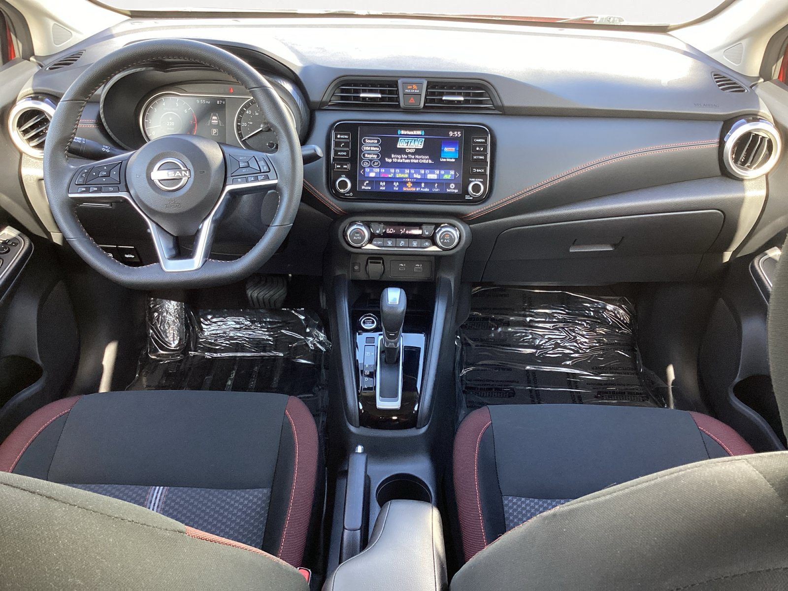 Used 2025 Nissan Versa SR w/ Trunk Package FWD image 4