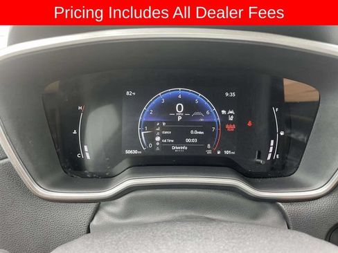 Used 2025 Toyota Corolla Cross XLE AWD/4WD image 23