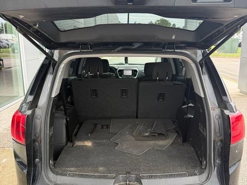 Used 2018 GMC Acadia SLE FWD image 7